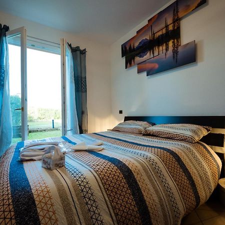 Oliva Apartment - Featuring A Private Garden And Access To A Pool Barcuzzi Extérieur photo