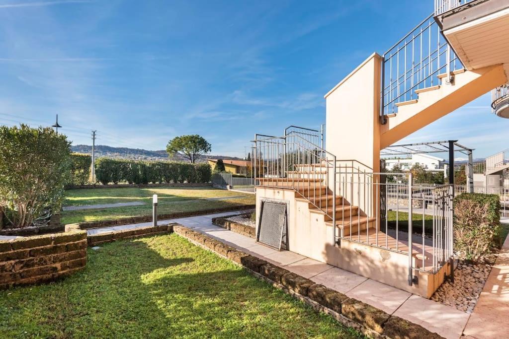 Oliva Apartment - Featuring A Private Garden And Access To A Pool Barcuzzi Extérieur photo