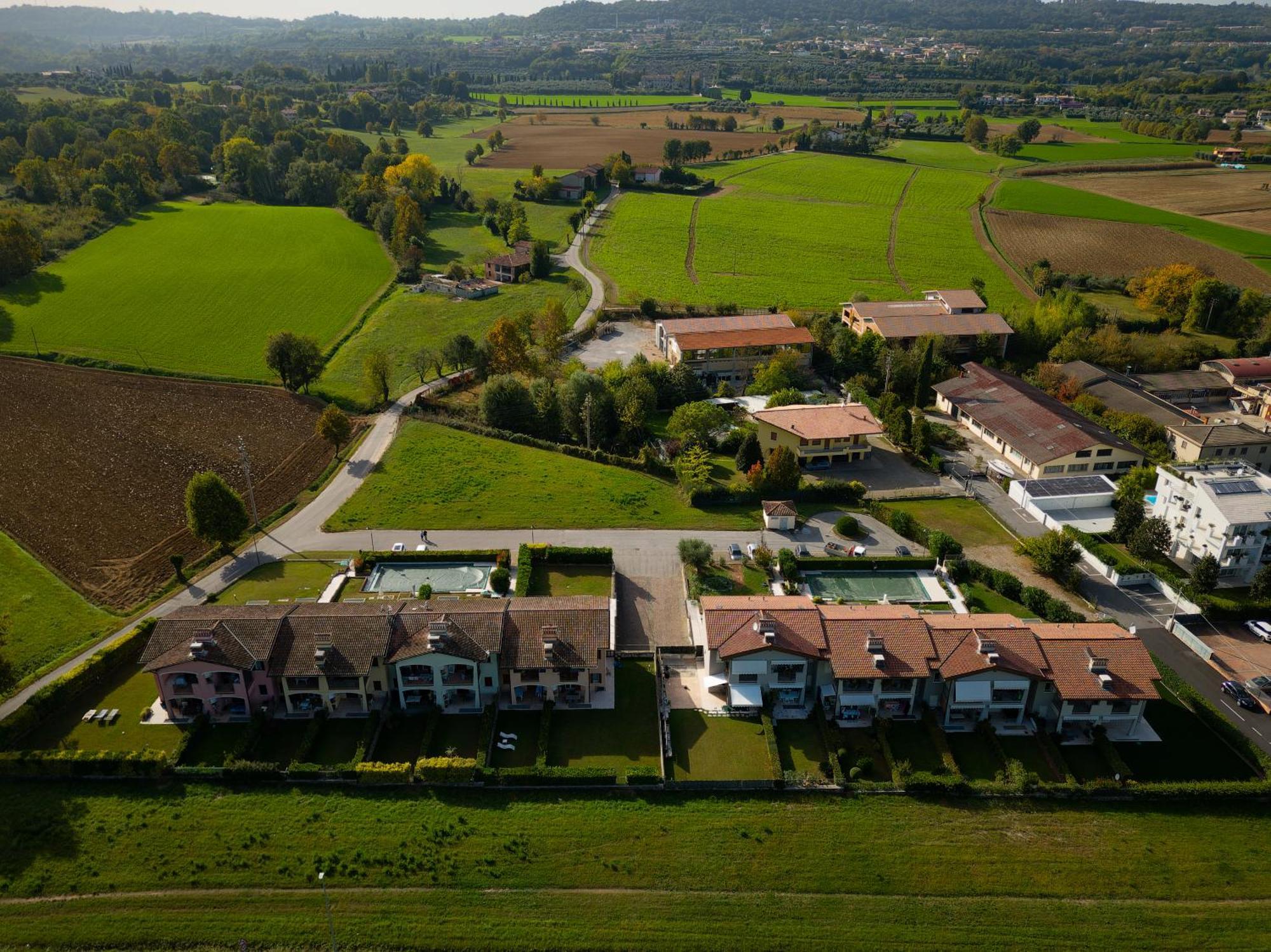 Oliva Apartment - Featuring A Private Garden And Access To A Pool Barcuzzi Extérieur photo